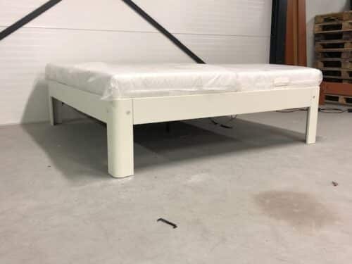 Auping Auronde 1500 160x200 in Pure White