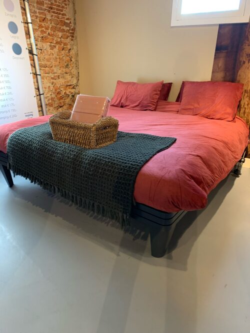 Auping Next 180×200 Zandgrijs/Leigrijs Handverstelbaar