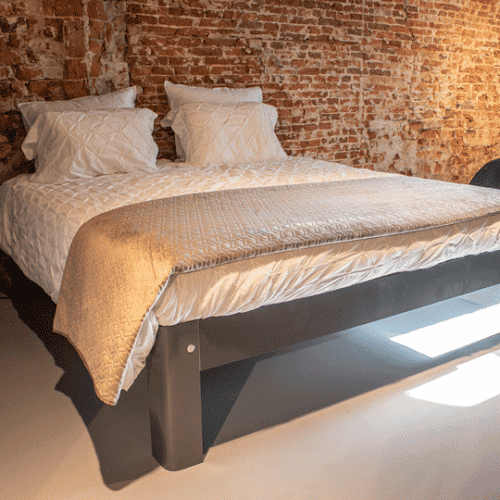 Auping Auronde refurbished met matras vierkant